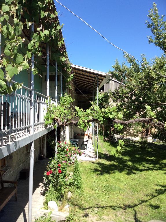 Guest House Chuta In Lagami Mestia Buitenkant foto