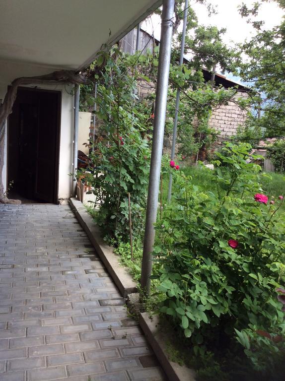 Guest House Chuta In Lagami Mestia Buitenkant foto